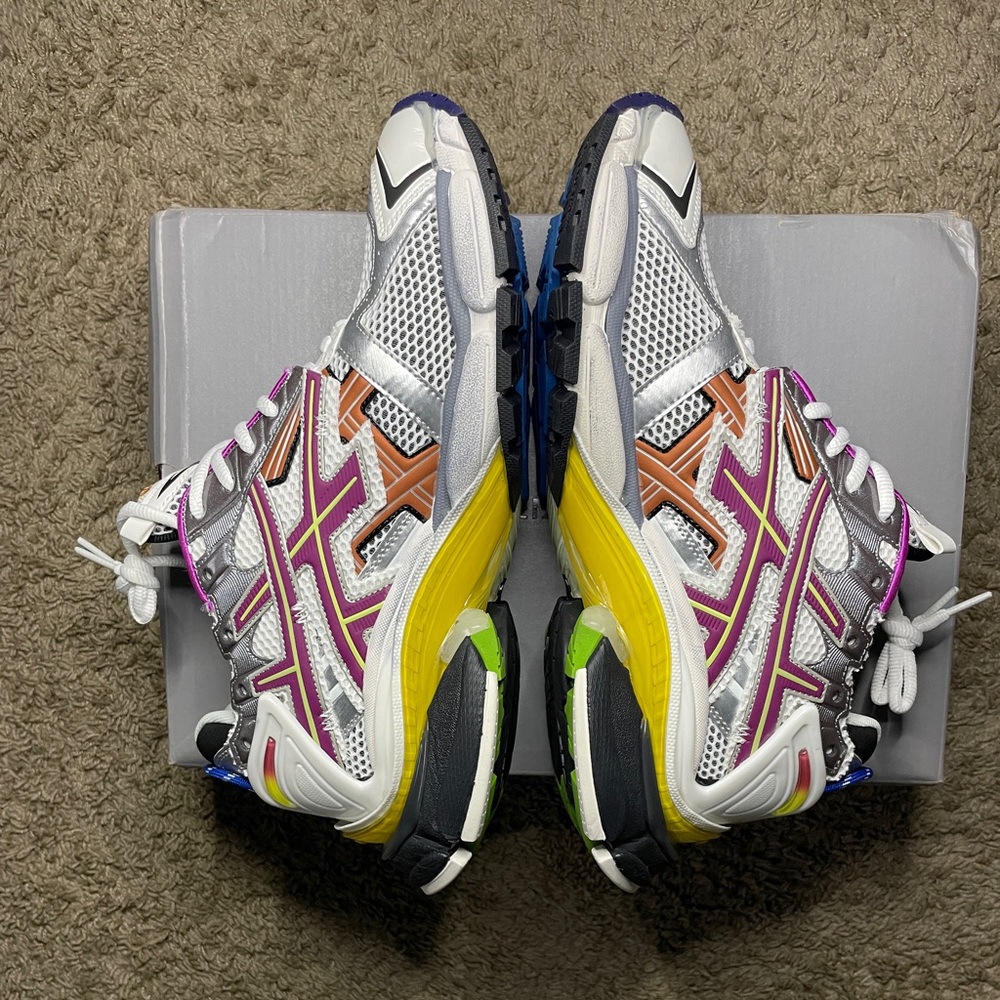 Balenciaga runner multi color size 11/44 brand new with box - Picture 4 of 8